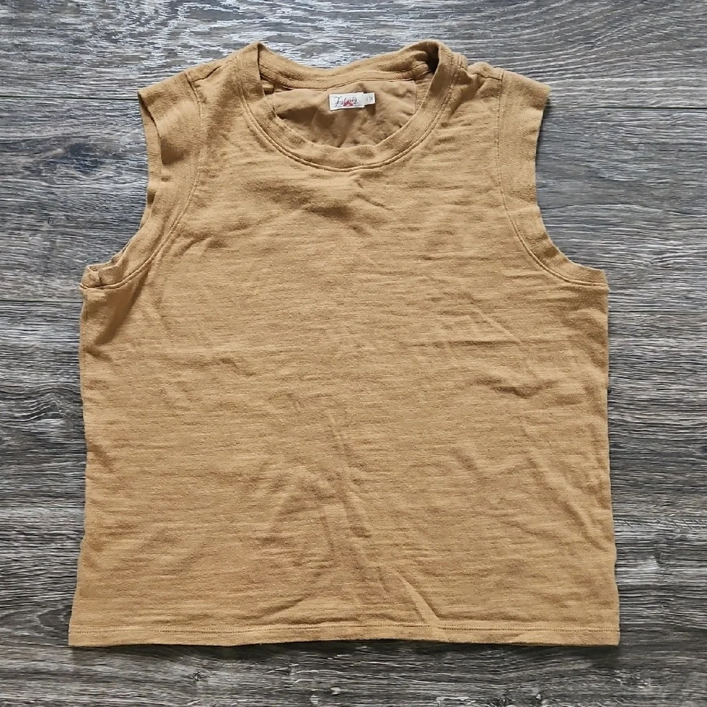 Faherty Muscle Tee - Picture 1 of 5